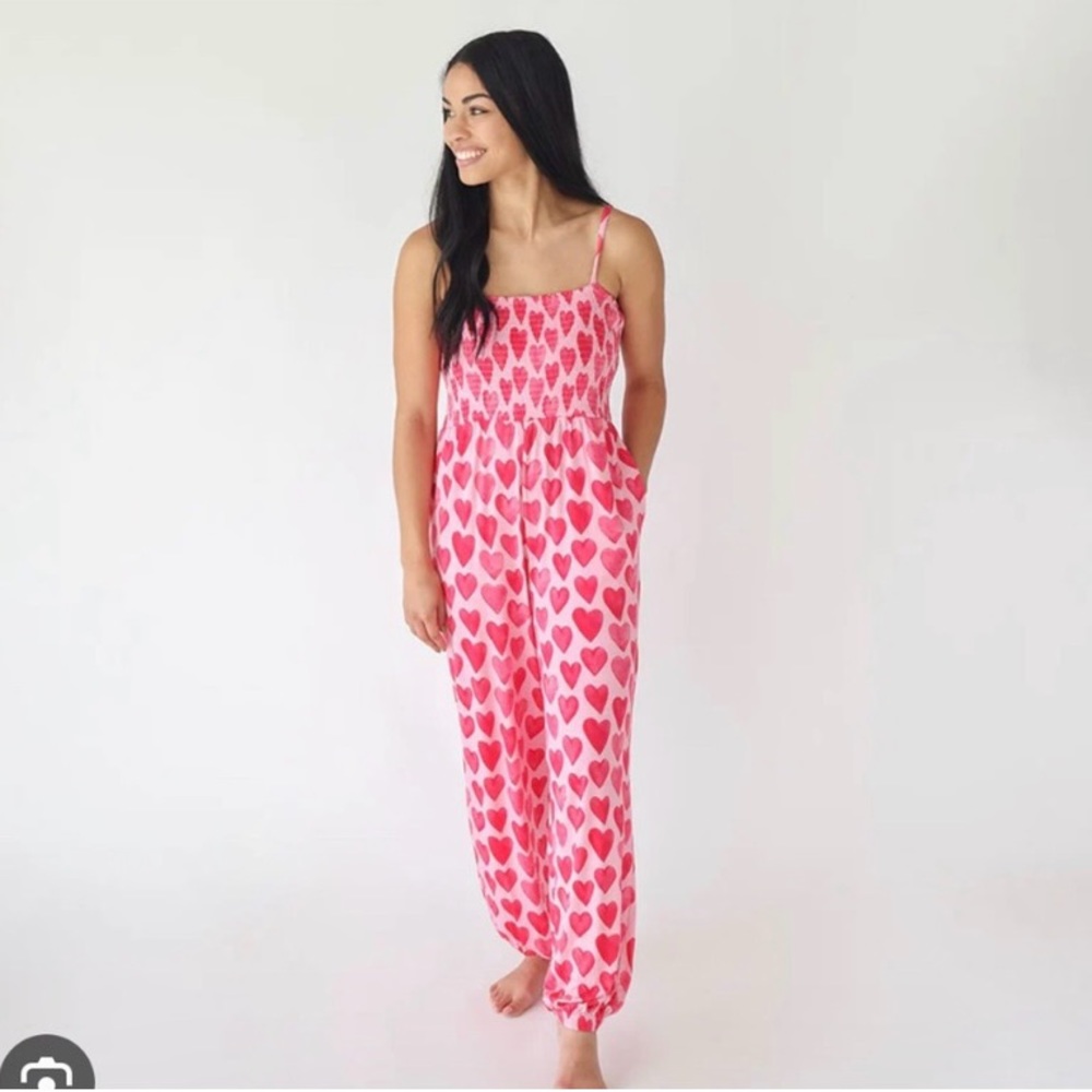 Queen of Posh Women's Sleeveless Smocked Jumpsuit